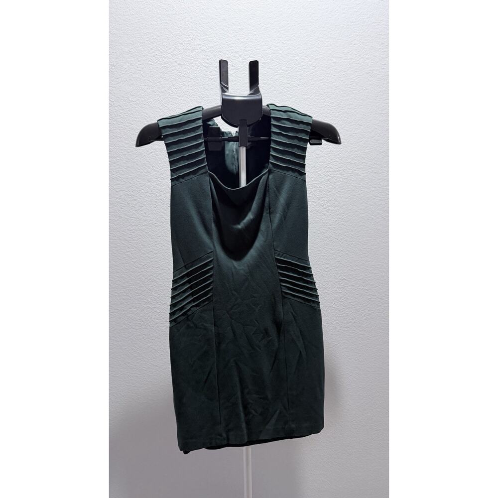 Adrianna Papell Women's Green Sleeveless Dress Size 2P Perfect Condition Lined